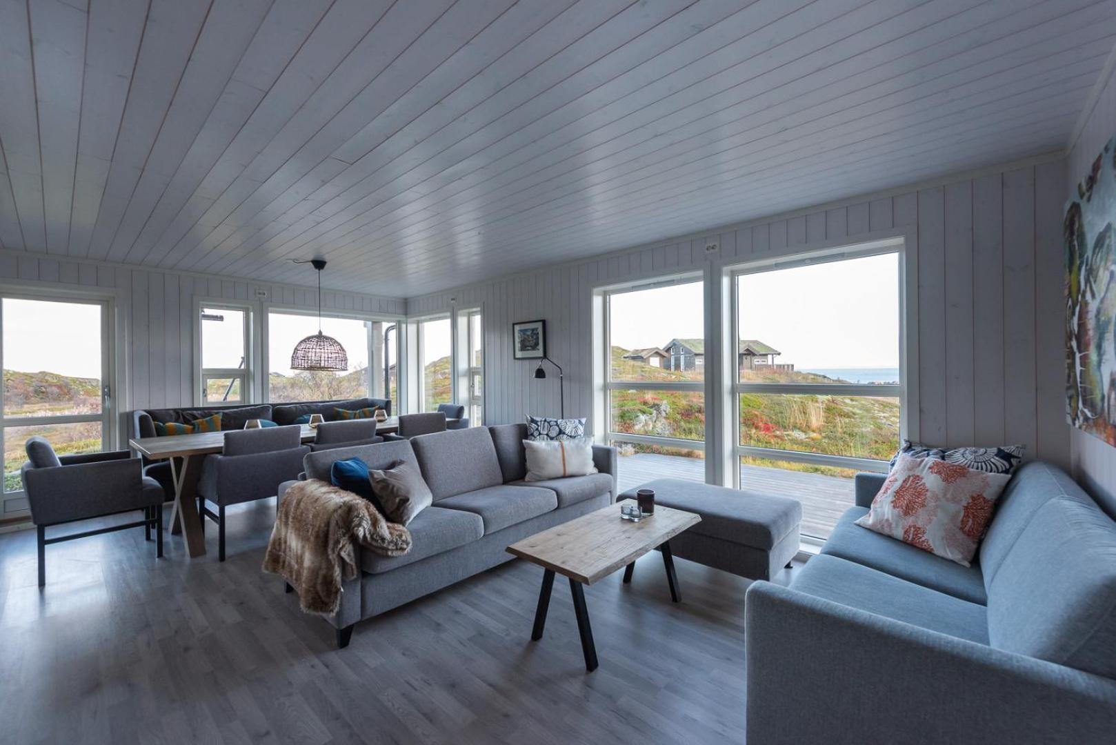 Midnightsun Aurora Golf Horses Holiday home